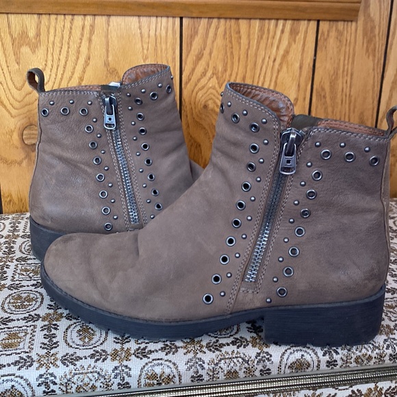 Women's Lucky Brand Hannie Moto Boot Women's Brindle Leather Size 10 - Picture 4 of 6